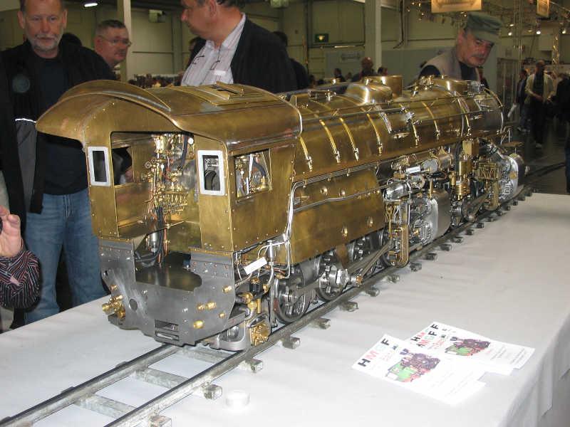 Mallet americana del tipo 1-4-4-1 realizada en HMGS (una técnica metalúrgica empleada para diversos metales)