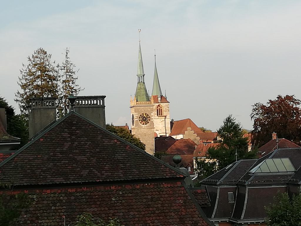 Centro histórico visto a través de los tejados desde la Pasquartkirche