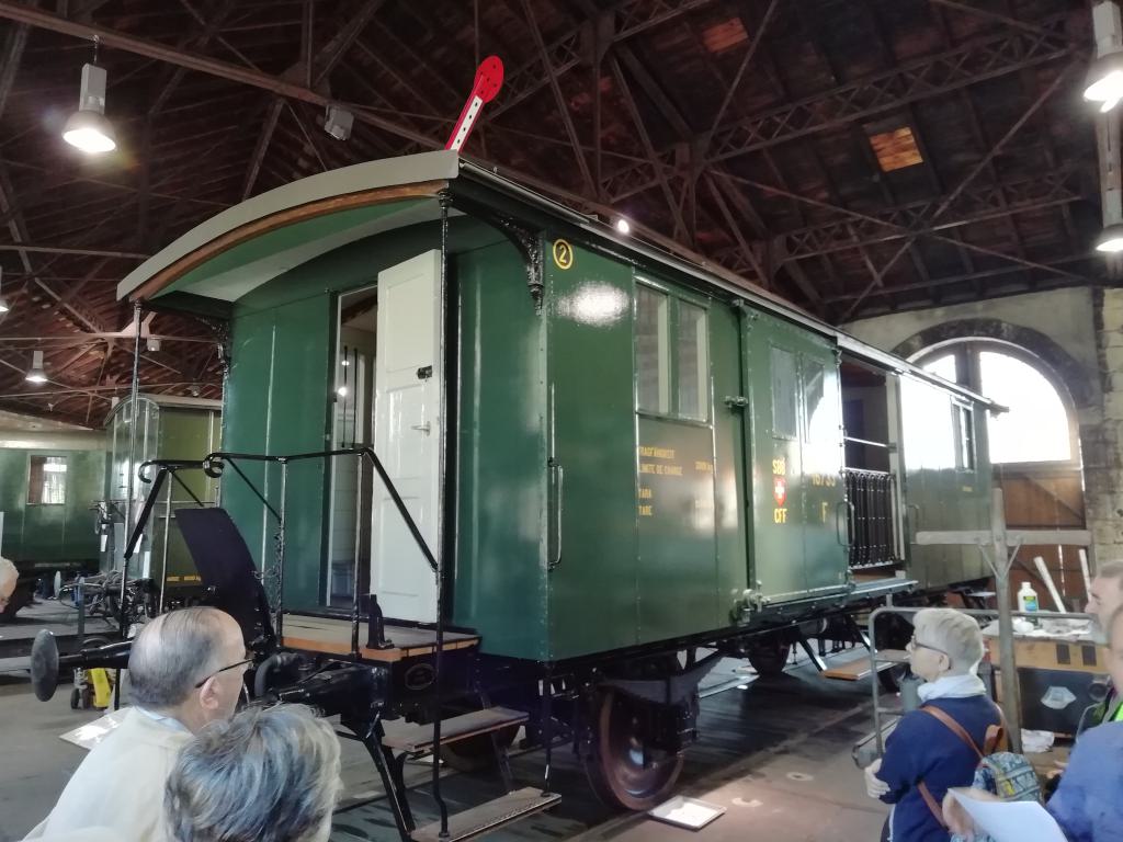 Vagón postal suizo F16733