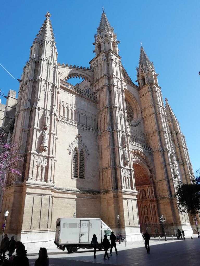Puerta principal de la Catedral de Palma