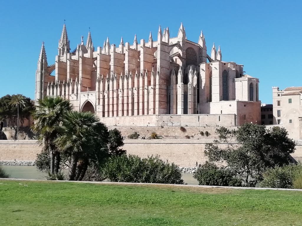 Vista del ábside de la catedral desde el mirador