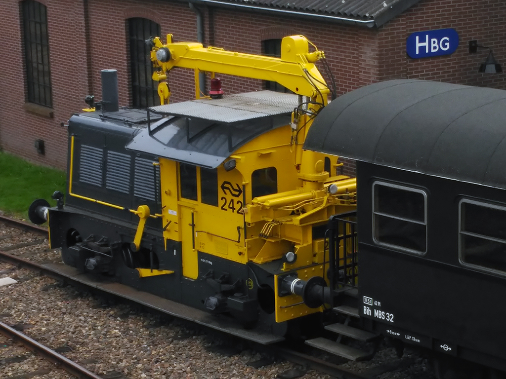 Locomotora 19, NES 242 con grua, fabricada en 1935